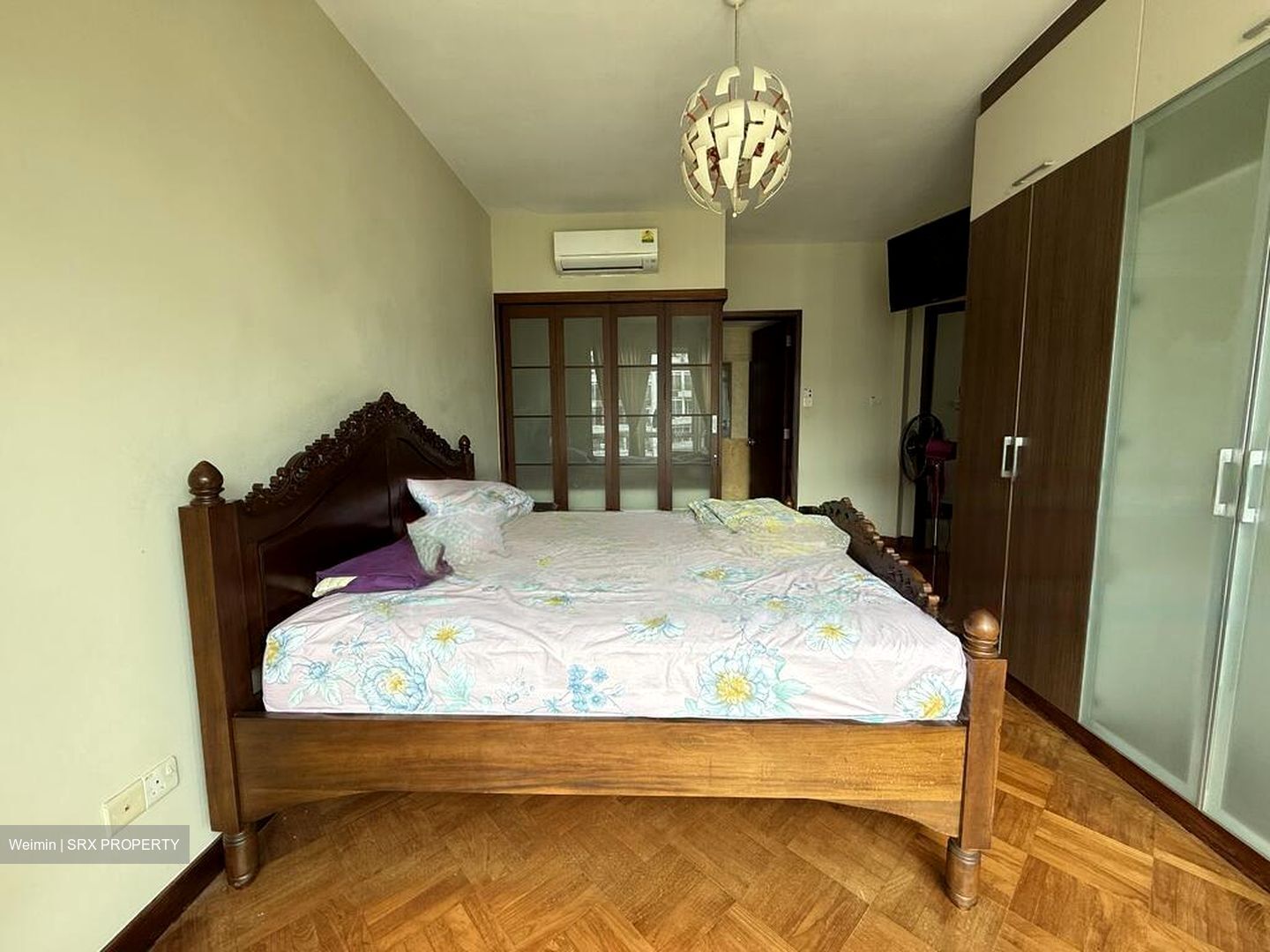 Hillington Green (D23), Condominium #561673461